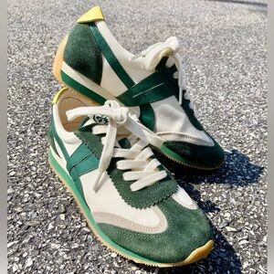 Flash Sale!!! Tory Burch Green and Cream Sneakers